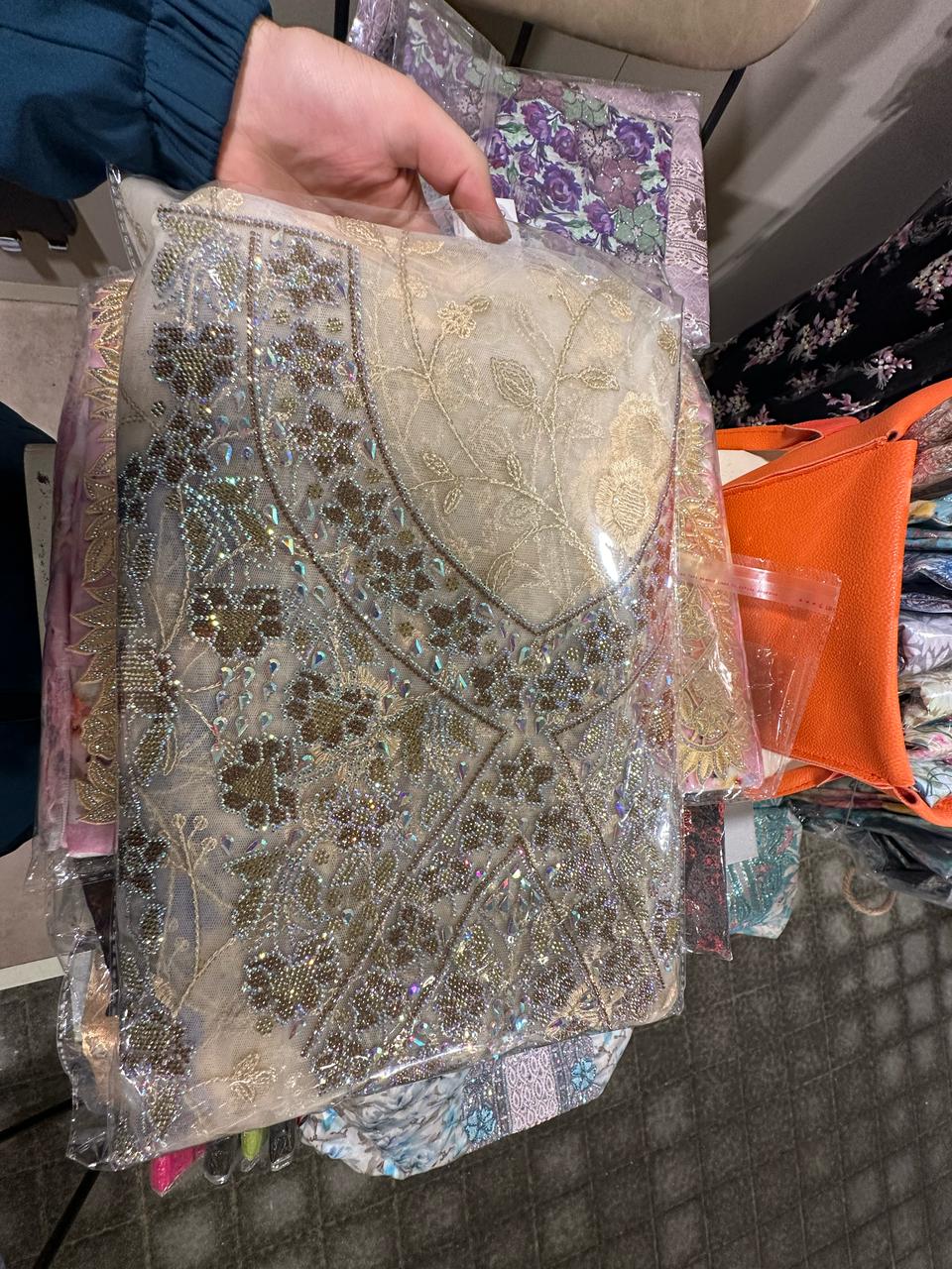 Dress & Kandoora (ثوب وكندورة) - غير مخيوطة للأطفال