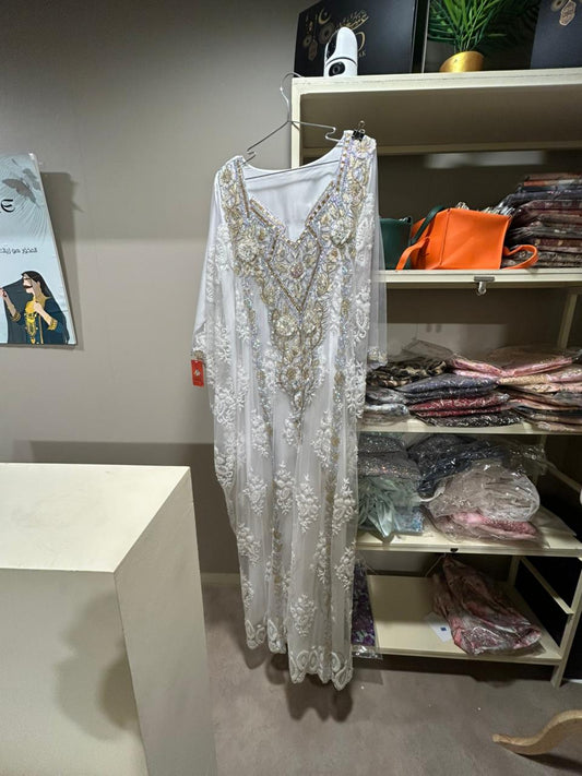 Dress (ثوب للكبار)
